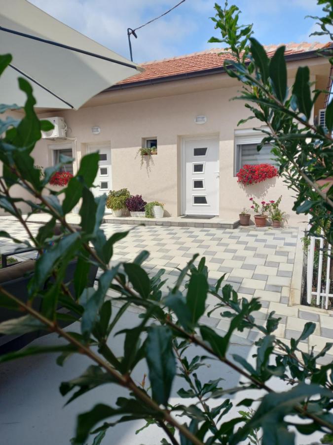 Leda Apartmani Смедерево Экстерьер фото